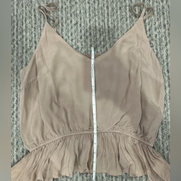 Women’s taupe cropped camisole, NWT - Picture 4 of 7